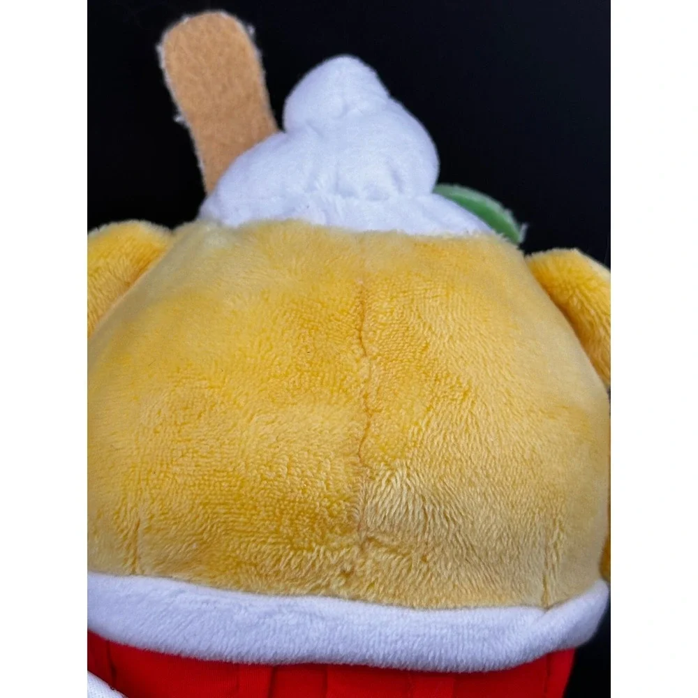 Disney Munchling Winnie‎ the Pooh Lemon Mint Shaved Ice plush Target Exclusive.
